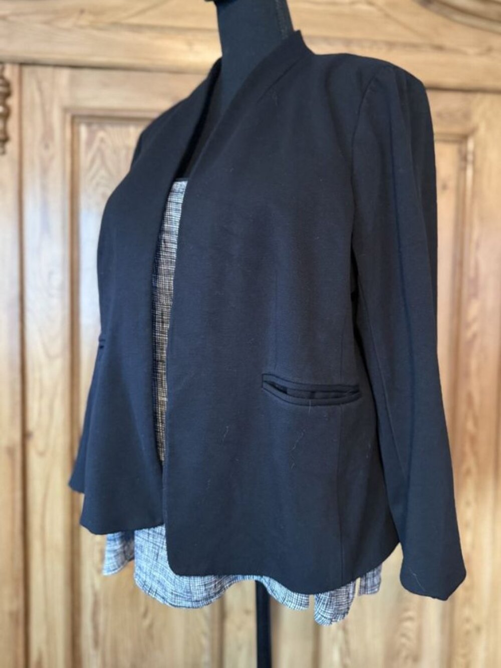 Navy Open-Front Knit Blazer Size L